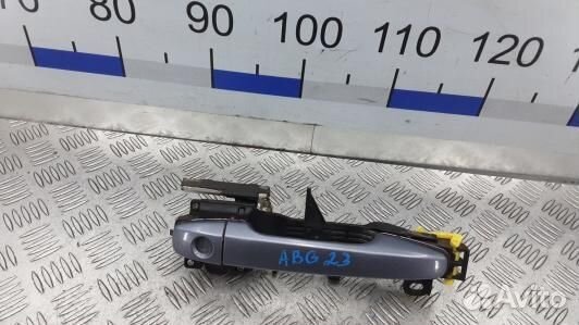 Ручка наружная передняя правая toyota verso AR2 (A