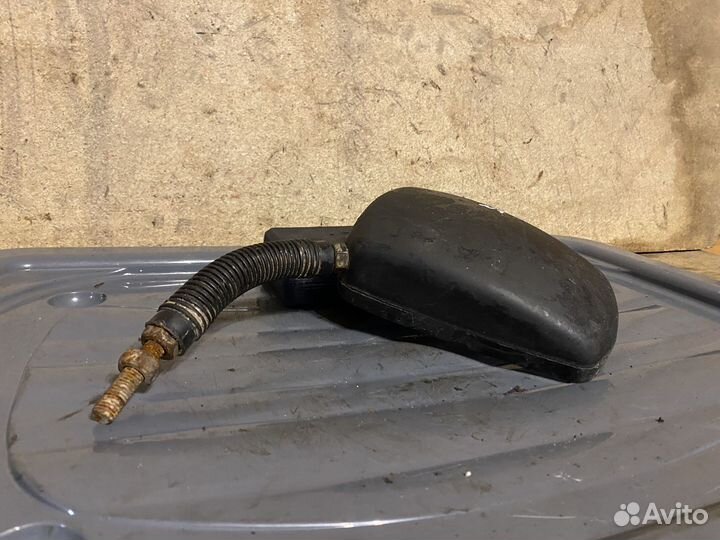 Мотозеркало левое