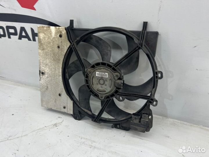 Вентилятор охлаждения радиатора передний Peugeot