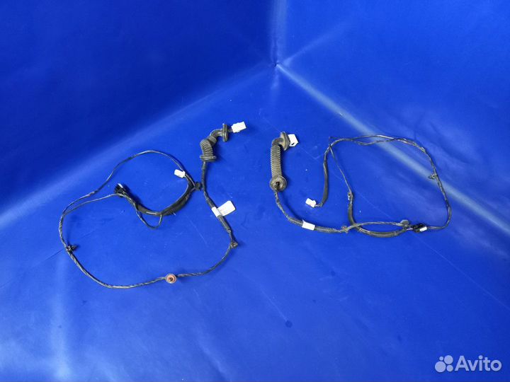 Коса задней двери Hyundai solaris 1