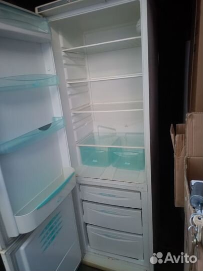 Холодильник Stinol