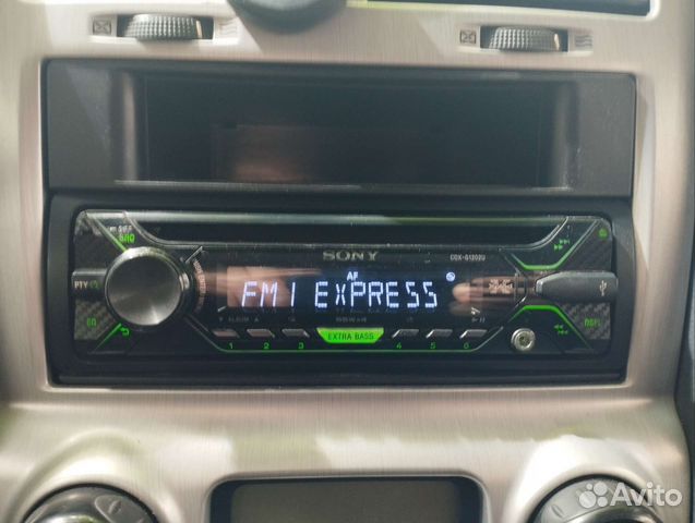 Продам магнитолу sony CDX-G1202U