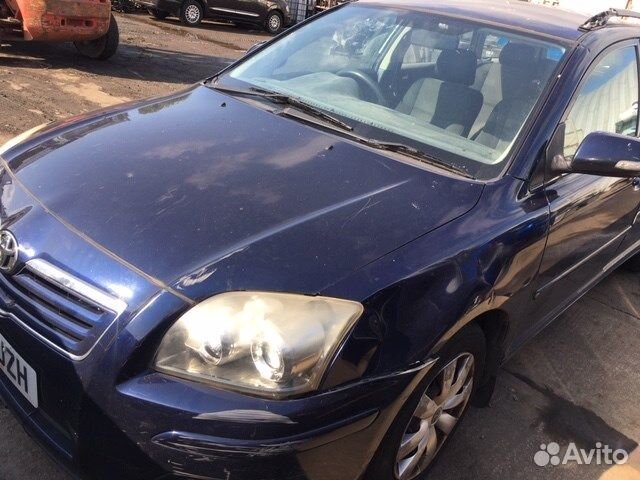 Разбор на запчасти Toyota Avensis 2