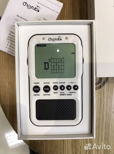 Метротюнер и справочник гитарных аккордов