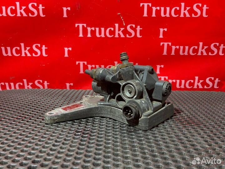 Клапан горного тормоза