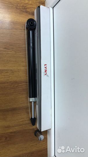 Амортизатор задний Volkswagen Polo Lynx