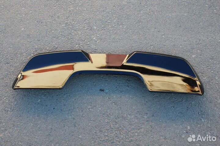 Toyota Land Cruiser 300 Спойлер верхний V8NV7