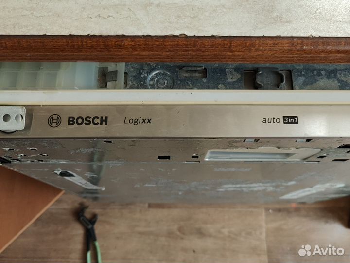 Посудомоечная машина Bosch 57t23eu луч в пол