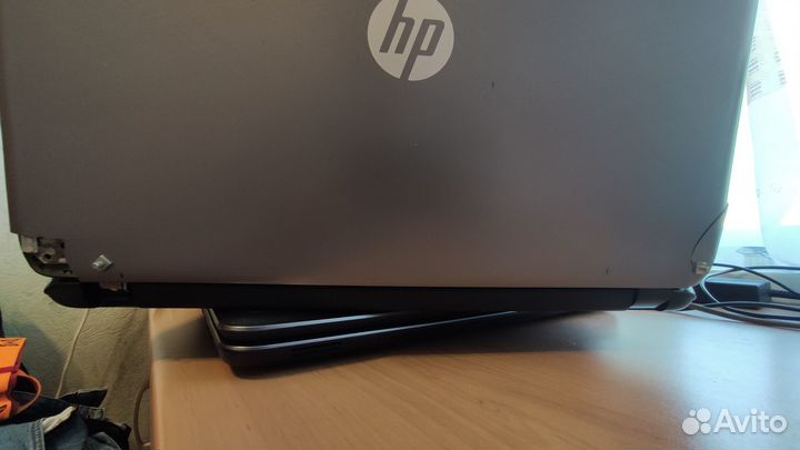 Ноутбук HP 15-r082sr J5C17EA