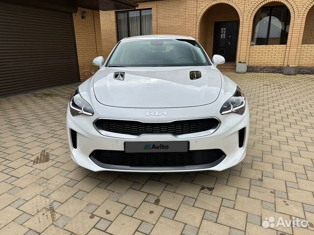 Kia Stinger 2.0 AT, 2023, 30 км