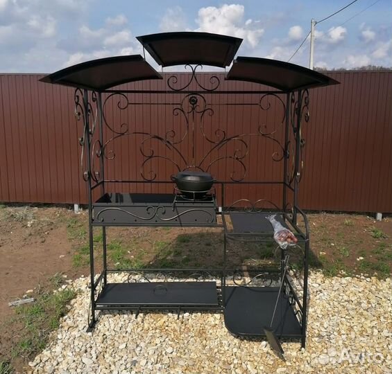 Мангал с крышей под казан