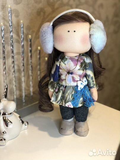Кукла интерьерная