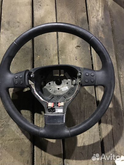 Руль Volkswagen пассат б6 Tiguan