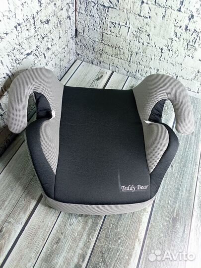 Детское автокресло - бустер от 4 до - 12 лет
