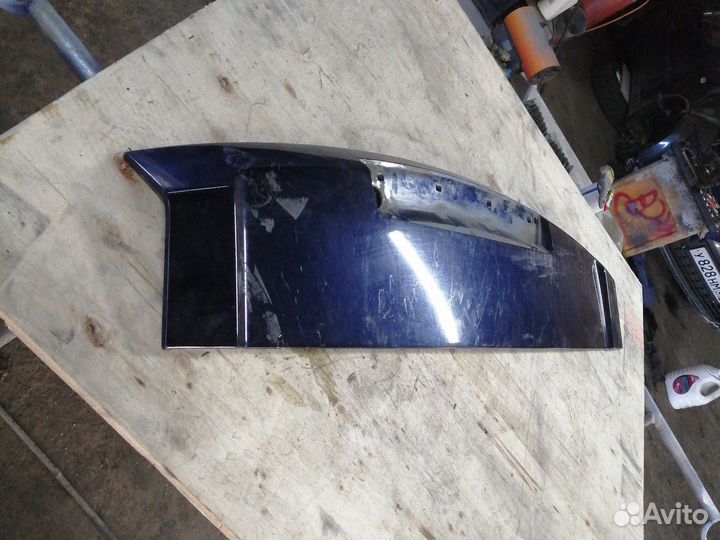 Спойлер багажника Land Rover Range Rover L322