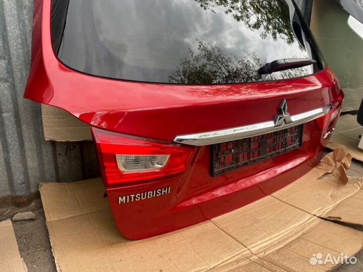 Задняя дверь багажника Mitsubishi ASX асх