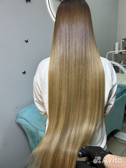 Кератиновое выпрямление волос