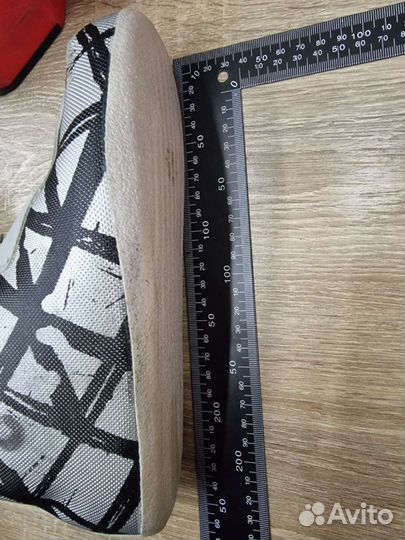 Горнолыжные ботинки atomic 35-36.5 р