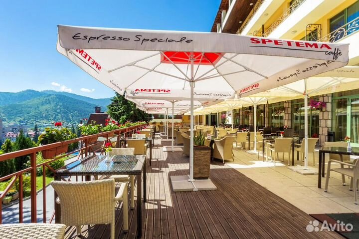 Уличные зонты с центральной опорой, 3х3, 4х4