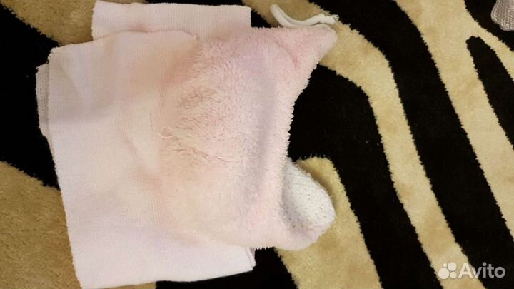 Шапка с шарфиком для малышки