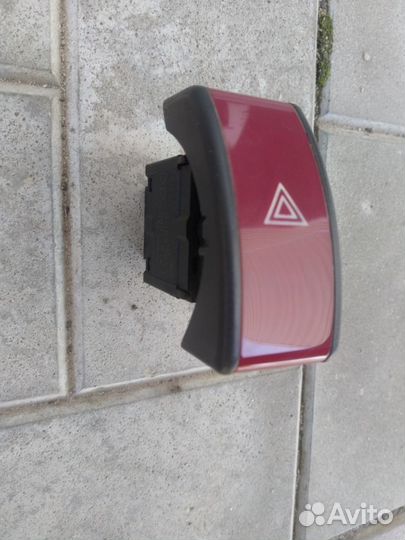 Кнопка аварийной сигнализации Opel Corsa C хэтчбек