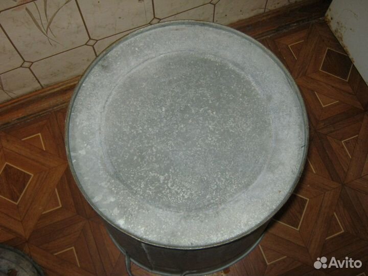 Бак с крышкой 30 л. для кипячения белья