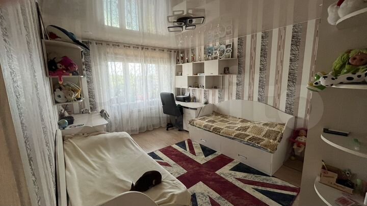 3-к. квартира, 76 м², 7/10 эт.