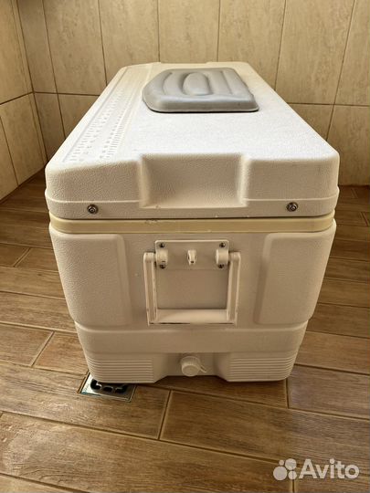 Изотермический контейнер igloo 94L