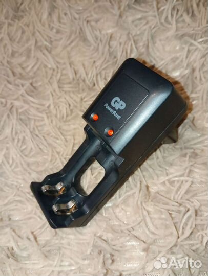 Зарядное устройство GP PowerBank