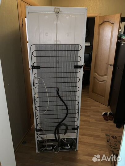 Холодильник Electrolux на ремонт или запчасти