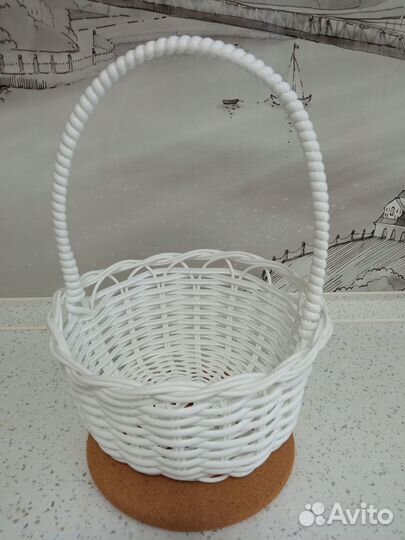 Корзина плетеная