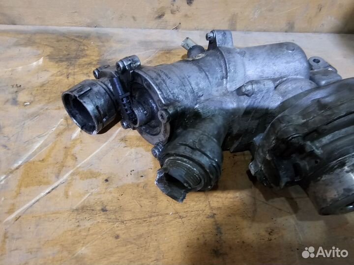 Помпа Mercedes OM656 есть дефект