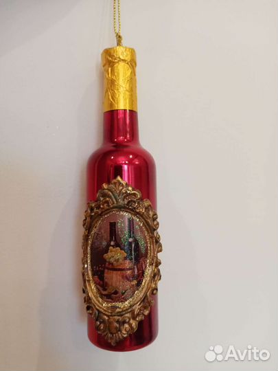 Новогодние стеклянные елочные игрушки