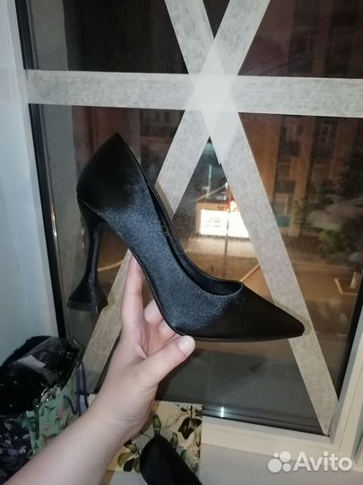 Туфли лодочки на каблуке