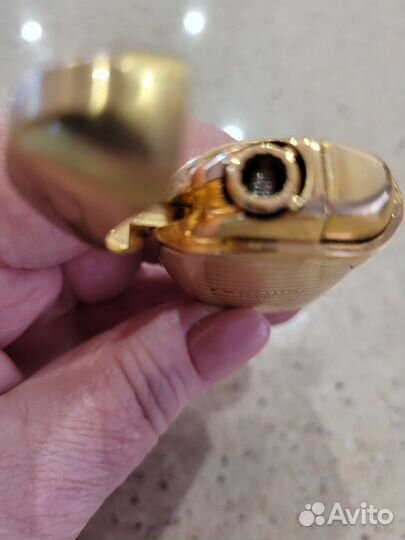 Газовая зажигалка