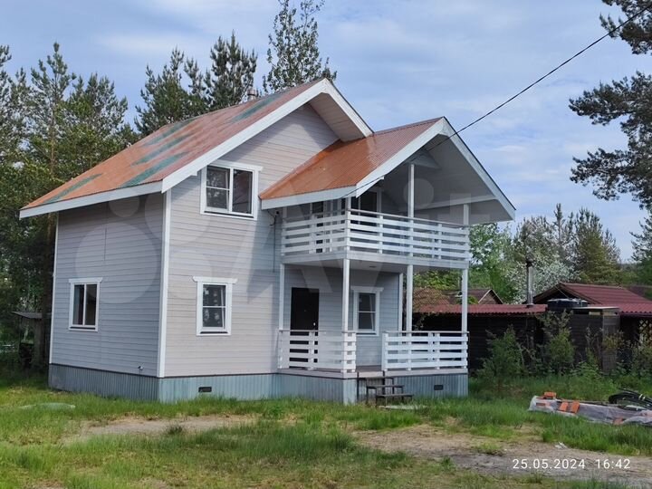 Дом 100 м² на участке 5 сот.