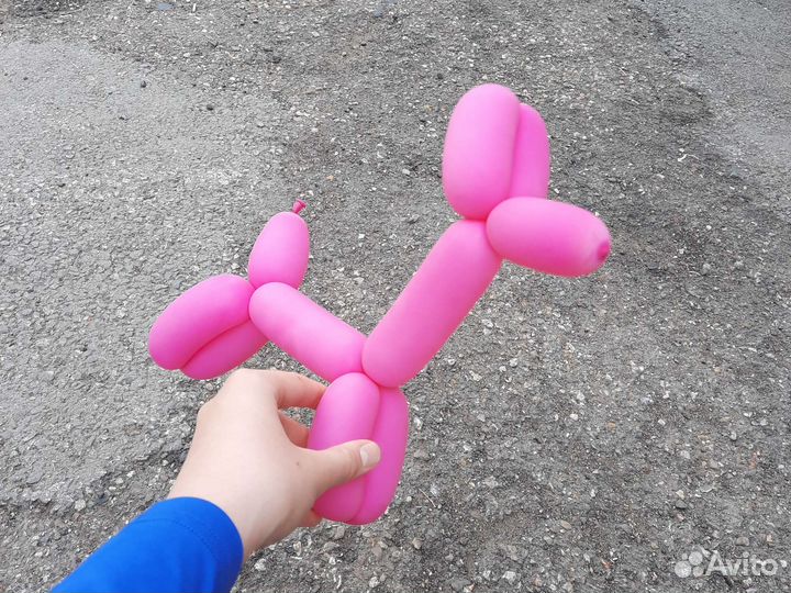 Воздушный лебедь из шарика