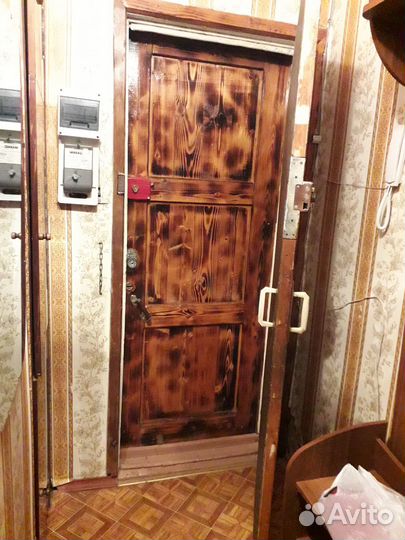 Дверь входная двойная деревянная бу с коробкой