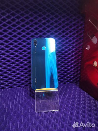 HUAWEI P20 Lite, 4/64 ГБ