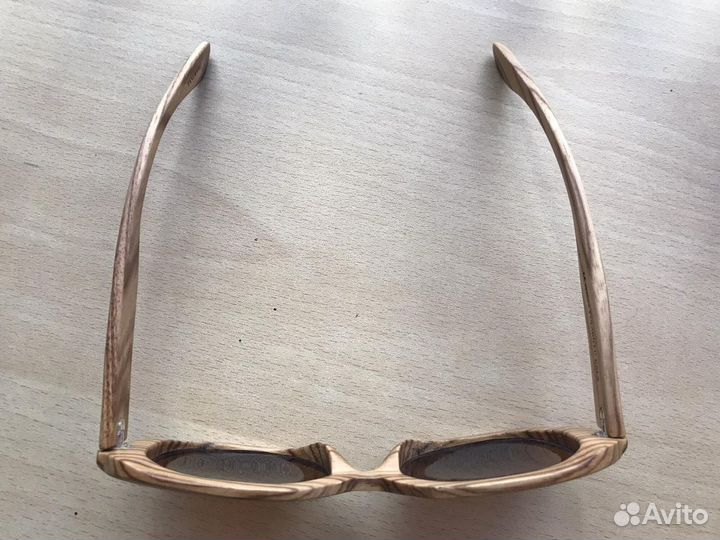 Очки из дерева (Виктория Бэкхэм)