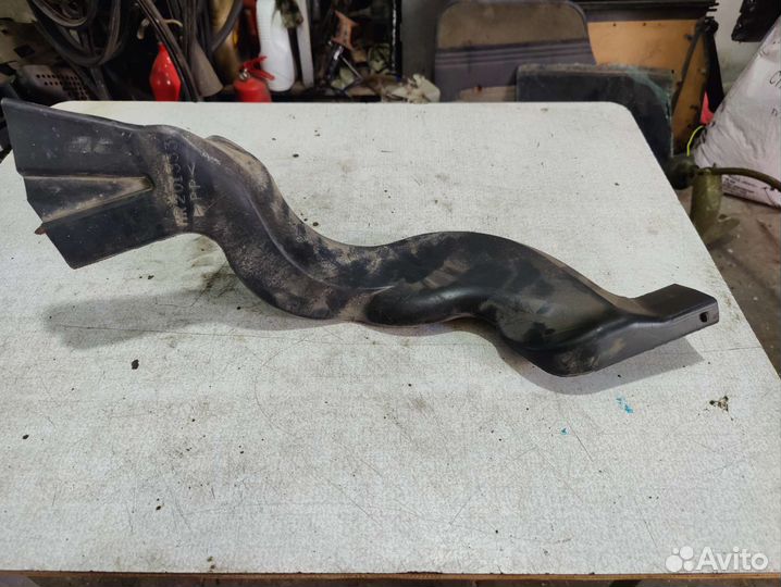 Воздуховод mitsubishi lancer 7