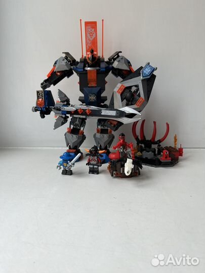 Lego Nexo Knights, черный рыцарь