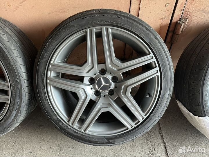 R18 Yokohama Advan Fleva V701 245/40, PCD 5x114.3 DIA 14