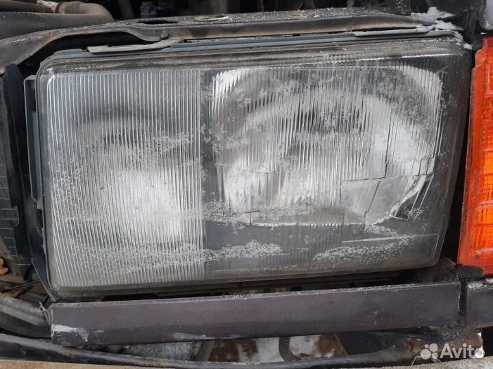 Фара левая Mercedes-Benz W124 M111.960 1993