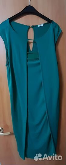 Отличное зеленое платье 48 р
