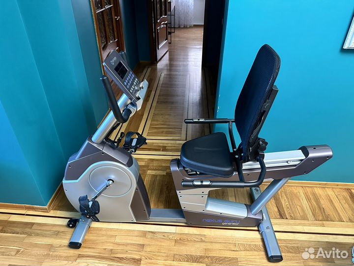 Велотренажер Oxygen Nexus Guru с генератором