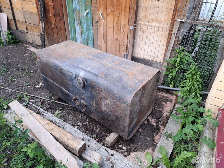 Топливный бак