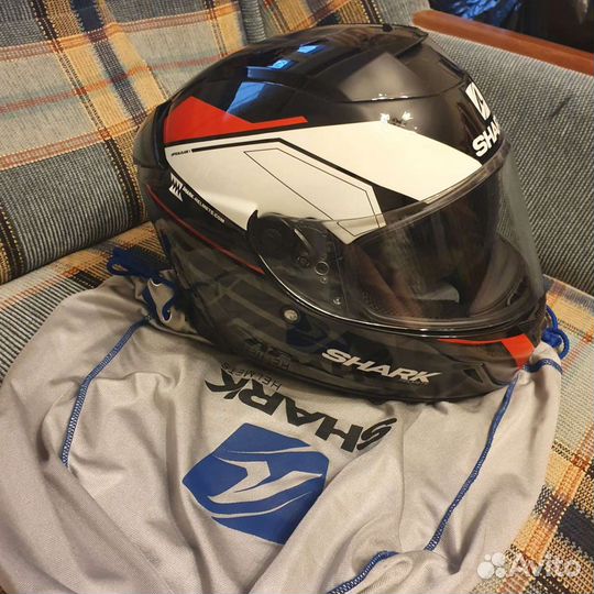 Шлем Shark Speed-R Series для мотоциклистов