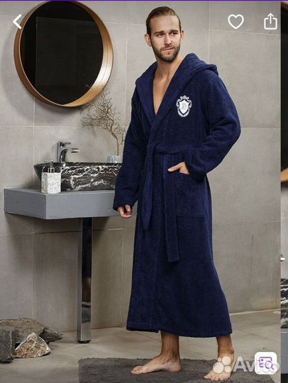 Мужской махровый халат с капюшоном