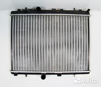Пежо 207 Ситроен C3 радиатор охлаждения двигателя